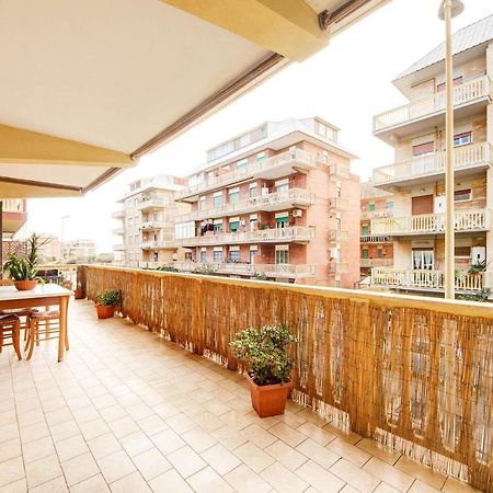 Appartement Mare Di Roma à Ostie Chambre photo